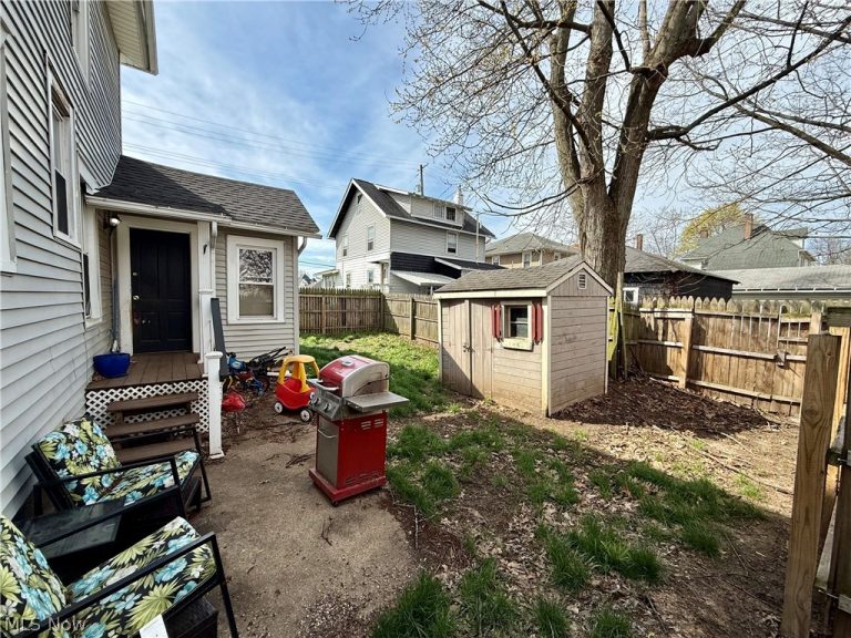 111 9th Street, Massillon, OH - Photo 2