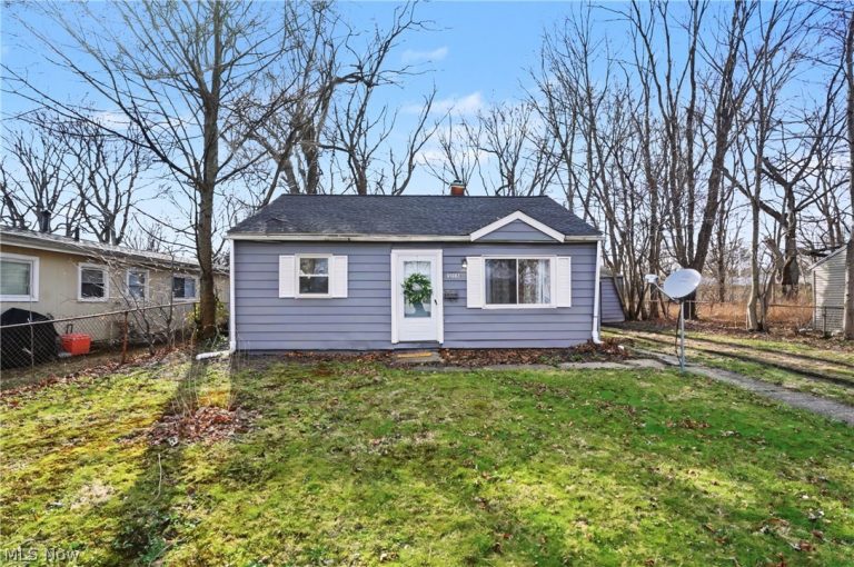 1276 Frederick Boulevard, Akron, OH - Photo 2