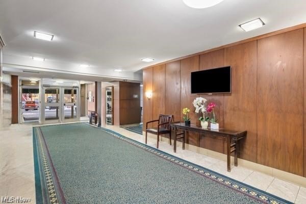 11820 Edgewater Drive #915, Lakewood, OH - Photo 4