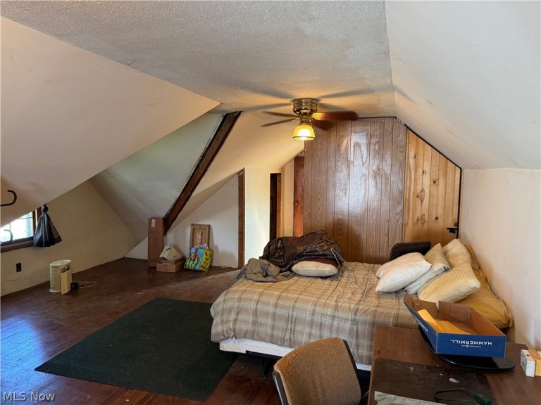 30102 Mildred Drive, Willowick, OH - Photo 5