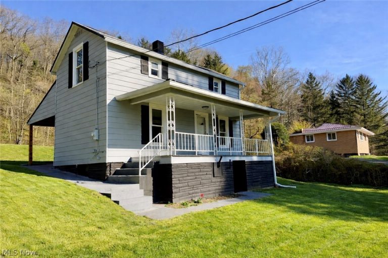 236 Ace Drive, Rayland, OH - Photo 3