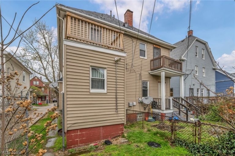 10116 North Boulevard, Cleveland, OH - Photo 4