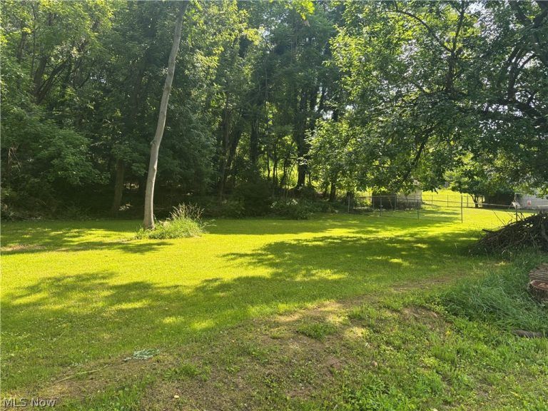 26th Street, Parkersburg, WV - Photo 2