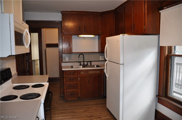 11 Main Street, Dalton, OH - Photo 8