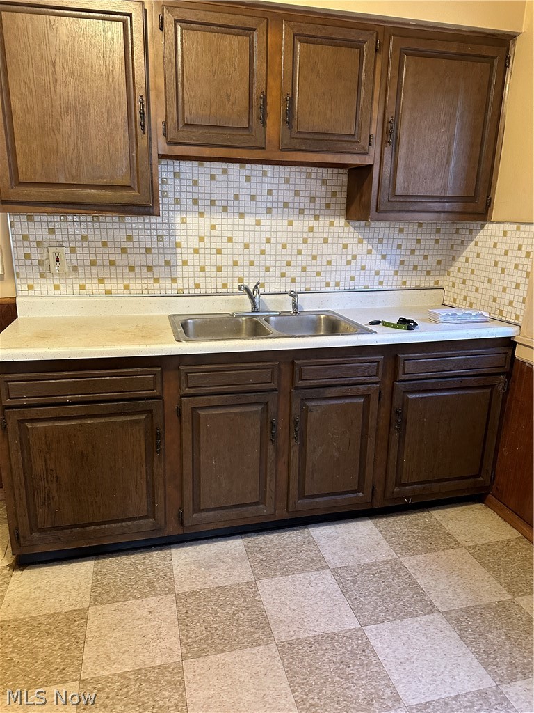 1426 175 Road, Cleveland, OH - Photo 4