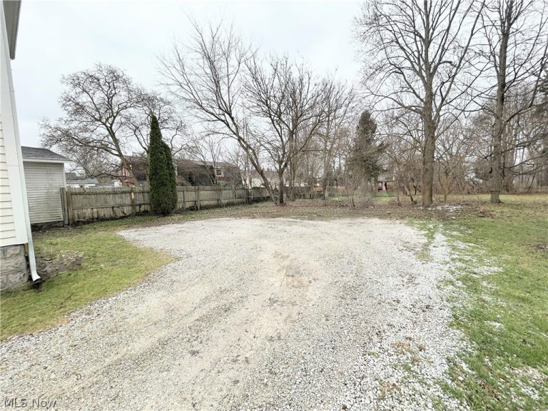 254 Eagle Street, Geneva, OH - Photo 5