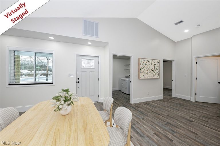 10209 Bryant Avenue, Columbia Station, OH - Photo 5