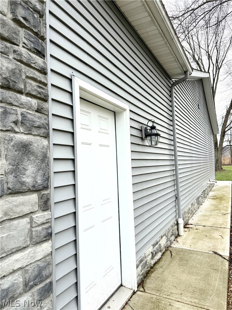 38612 Bell Road, Willoughby, OH - Photo 3