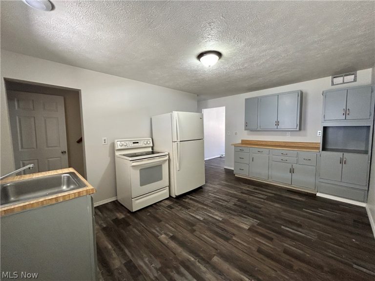 209 Maryland Street #A, Tiltonsville, OH - Photo 3