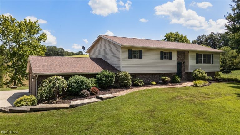 1998 Reese Road, Fleming, OH - Photo 2
