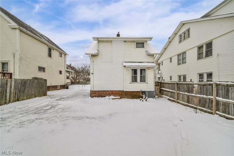 4225 50th Street, Cleveland, OH - Photo 5