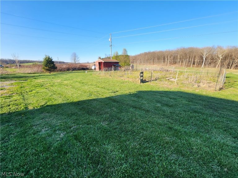 8550 Goldenrod Drive, Zanesville, OH - Photo 8