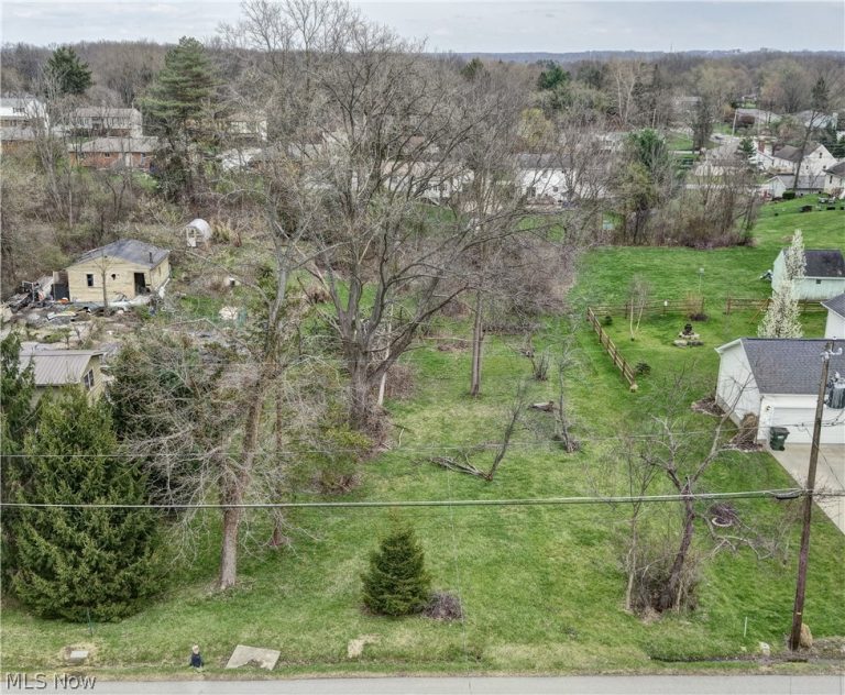Pardee Road, Stow, OH - Photo 3