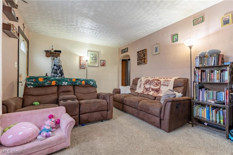 1716 Gibbs Avenue, Canton, OH - Photo 5