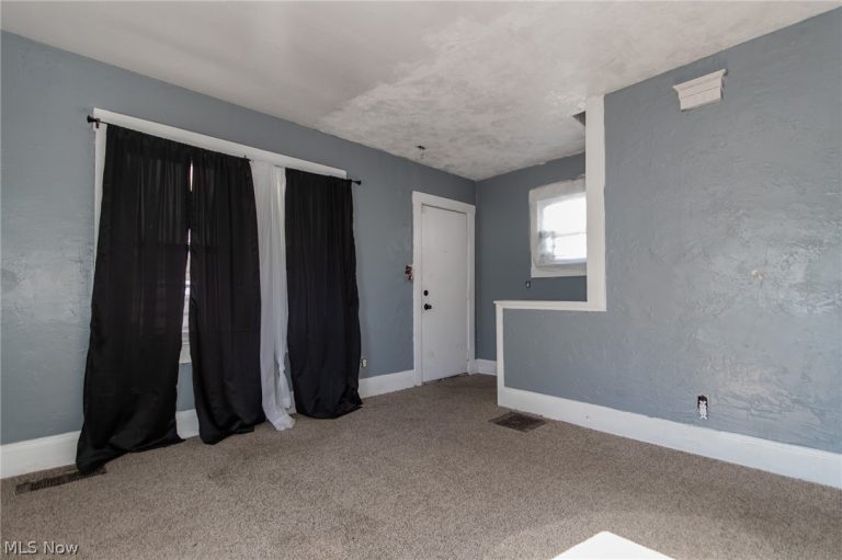 3651 103rd Street, Cleveland, OH - Photo 3