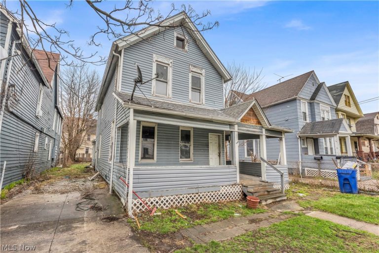 2037 98th Street, Cleveland, OH, 44102