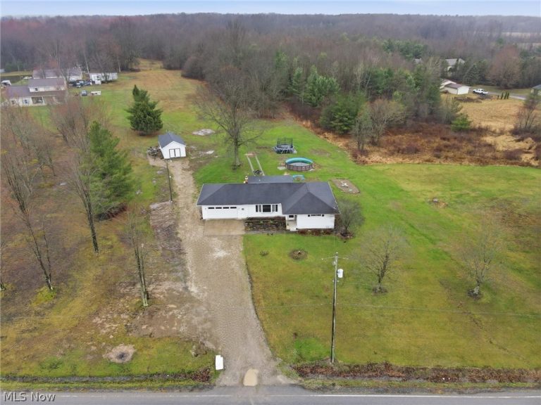 14557 Ellsworth Road, Berlin Center, OH - Photo 4