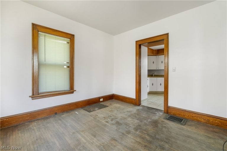 1631 8th Street, Ashtabula, OH - Photo 6