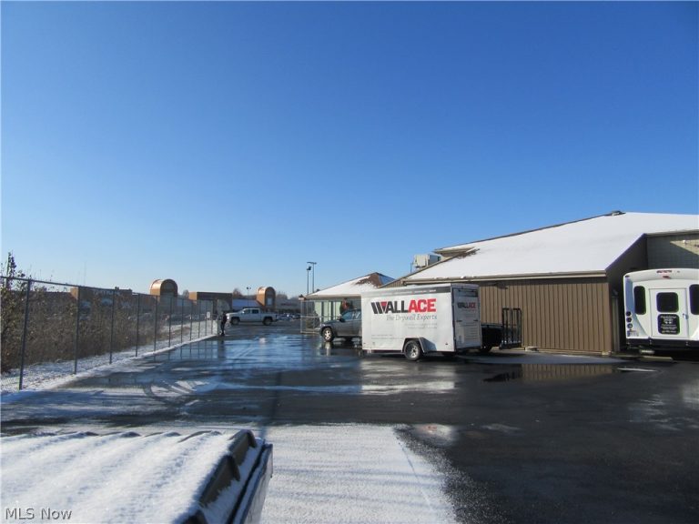 4720 Everhard Road, Canton, OH - Photo 5