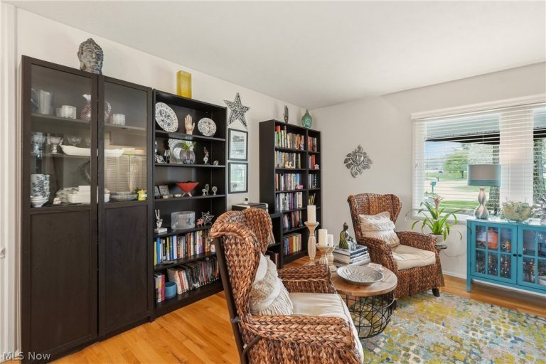 276 High Point Circle, Tallmadge, OH - Photo 8
