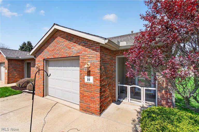 1044 Patrick Place #19, Wooster, OH - Photo 2