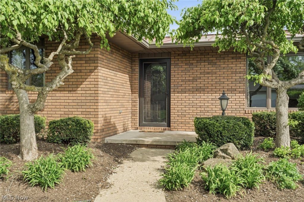 441 Stratton Avenue, New Philadelphia, OH