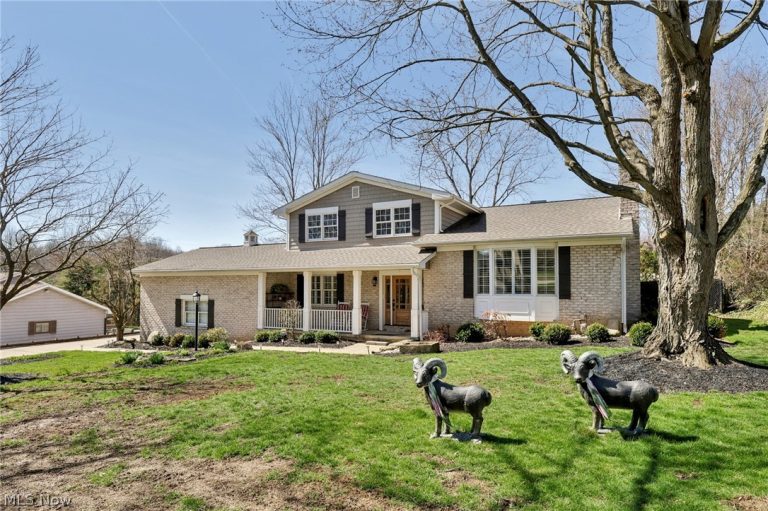 4144 Fairway Drive, Canfield, OH - Photo 2