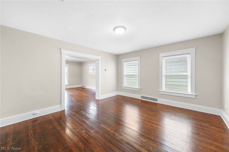 1362 83rd Street, Cleveland, OH - Photo 5