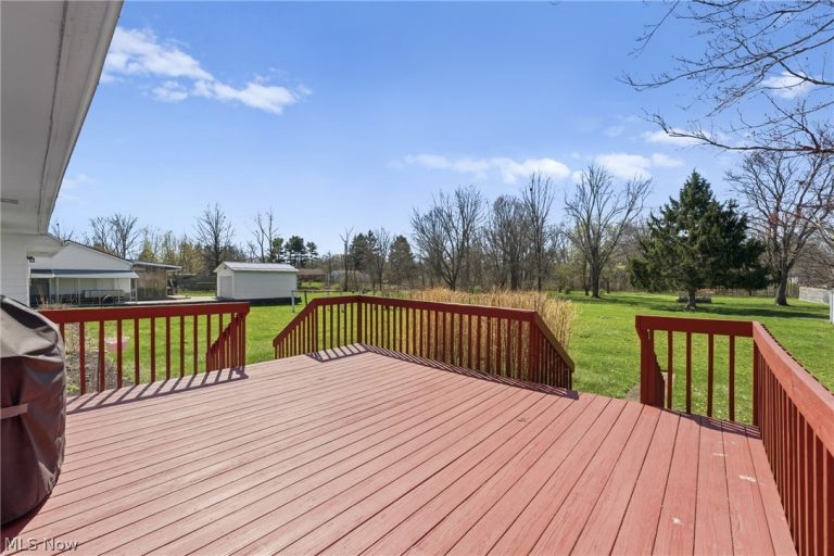 4423 Broadway Avenue, Louisville, OH - Photo 5