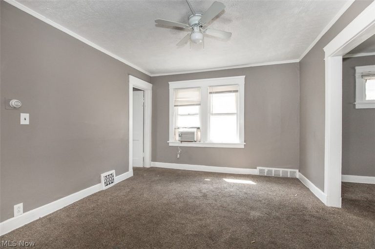 3233 132nd Street, Cleveland, OH - Photo 8