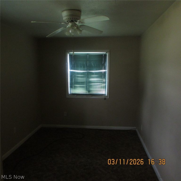 3098 Fowler Street, Cortland, OH - Photo 6