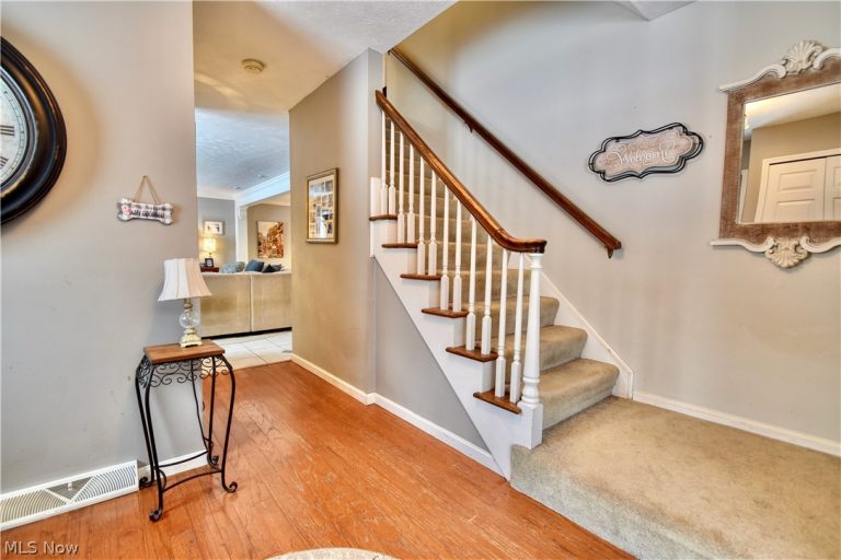 9360 Sunrise Court, Mentor, OH - Photo 5