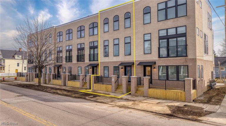 4709 Bridge Avenue, Cleveland, OH, 44102