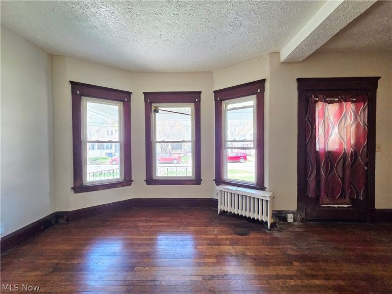 3801 Mapledale Avenue, Cleveland, OH - Photo 8