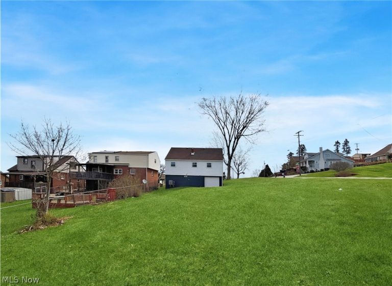 201 Wilshire Boulevard, Steubenville, OH - Photo 5