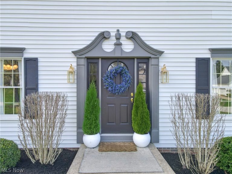 7653 Oxgate Court, Hudson, OH - Photo 2
