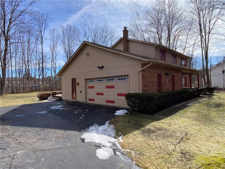 14789 Hitching Post Lane, Novelty, OH - Photo 2