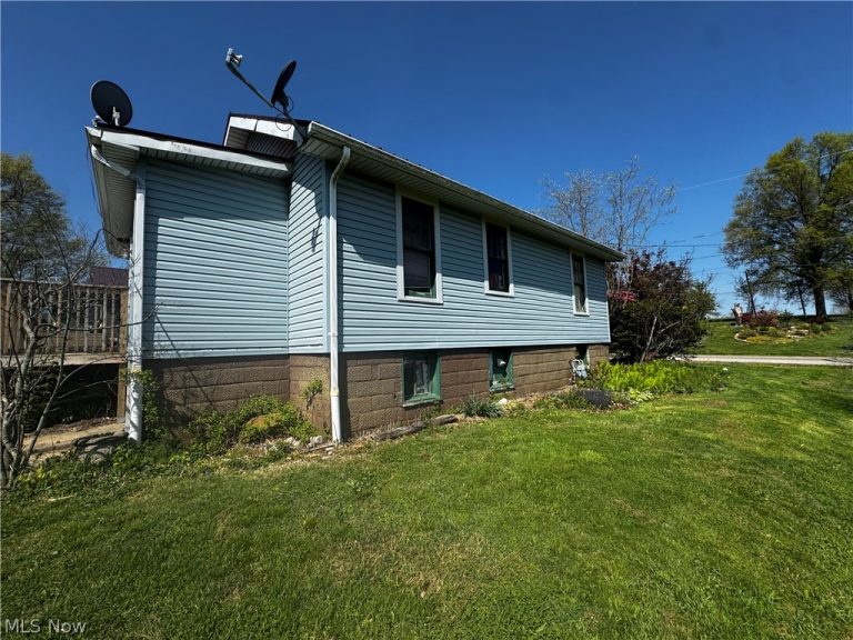 408 West Main Street, Morristown, OH - Photo 6