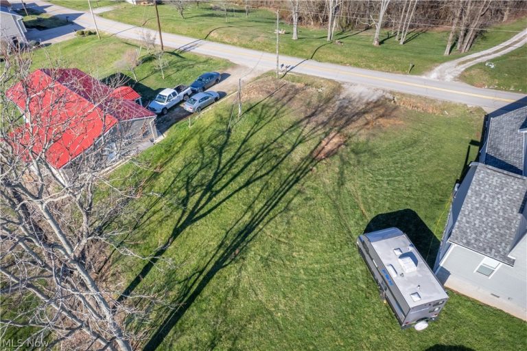 Briscoe Road, Parkersburg, WV - Photo 6