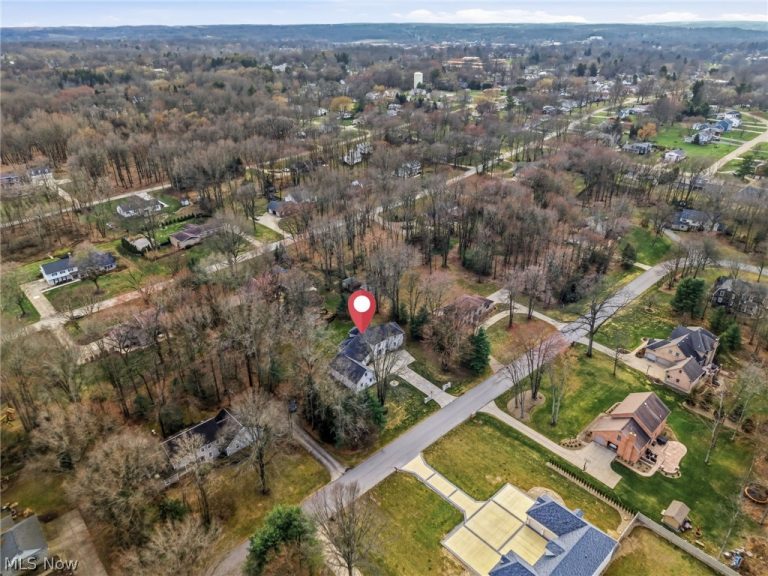 1887 Pearce Circle, Salem, OH - Photo 8