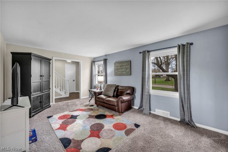 792 Forest Ridge Drive, Boardman, OH - Photo 6