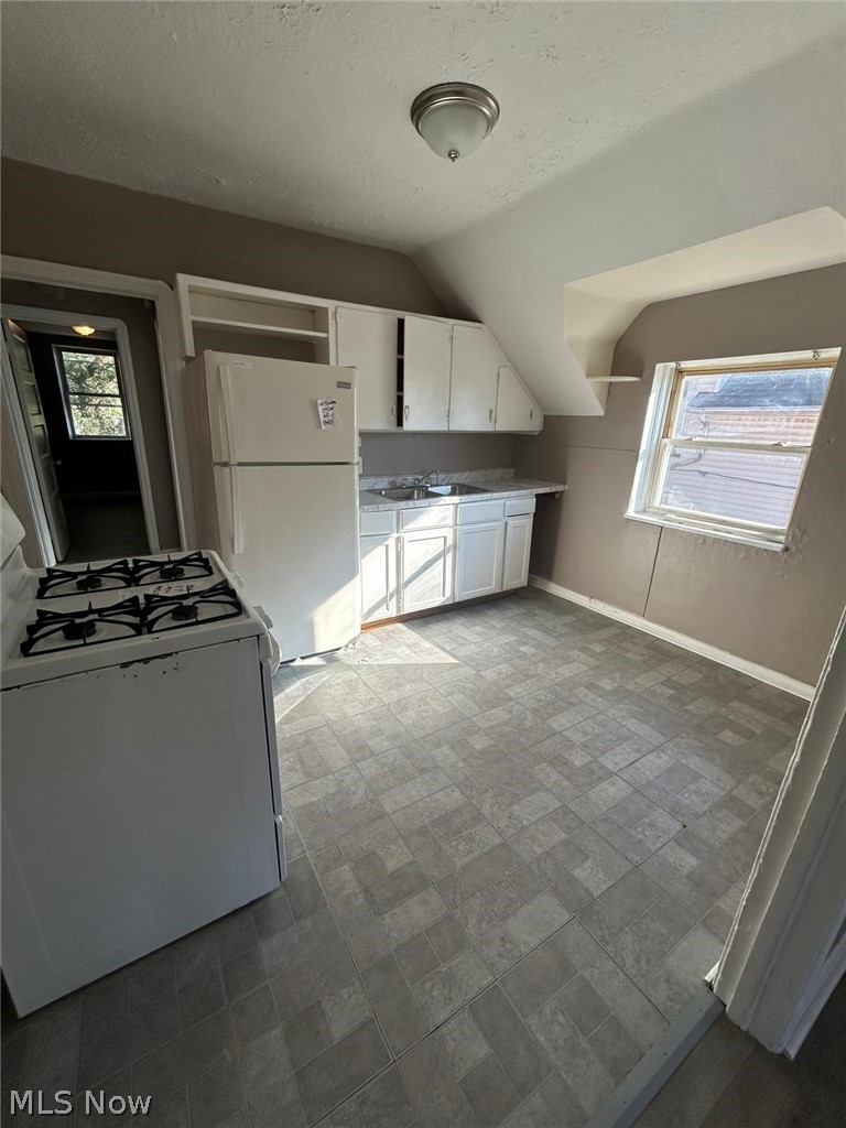 3457 105th Street, Cleveland, OH - Photo 2