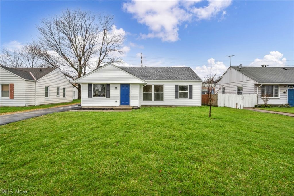 15812 Eleanore Drive, Cleveland, OH