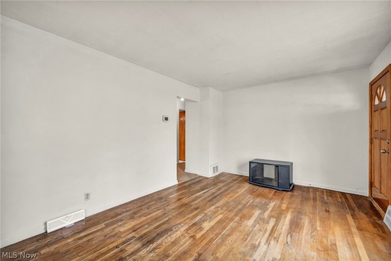 4157 157th Street, Cleveland, OH - Photo 8