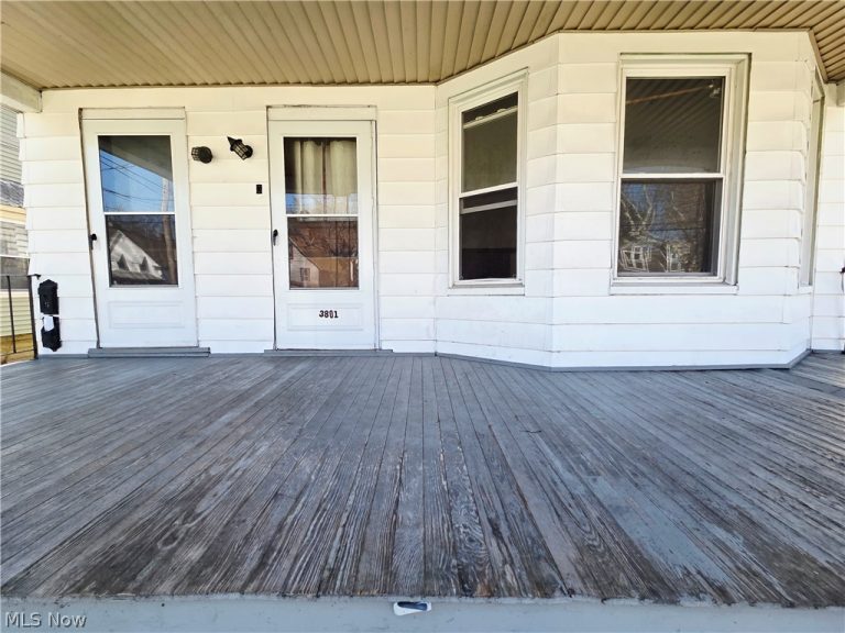 3801 Mapledale Avenue, Cleveland, OH - Photo 6