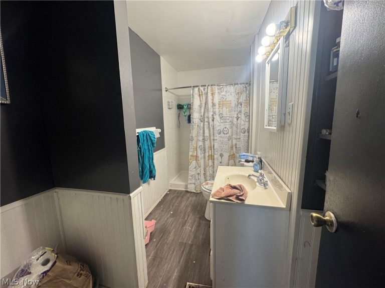 7916 Maryland Avenue, Cleveland, OH - Photo 8