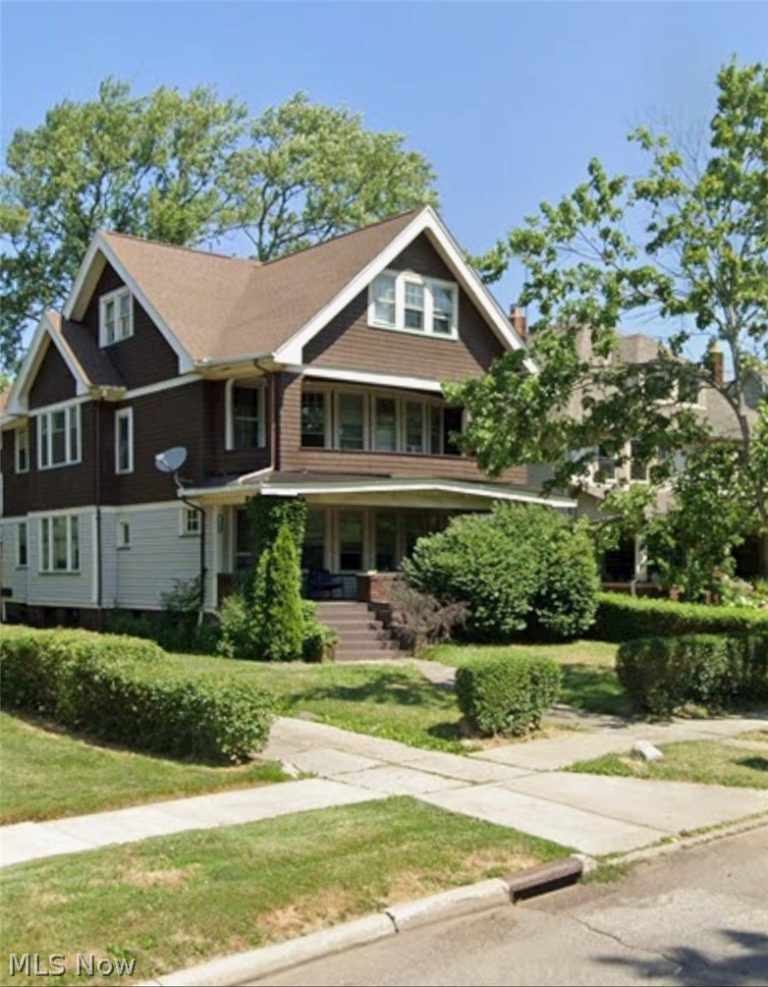 2609 Hampshire Road, Cleveland Heights, OH, 44106