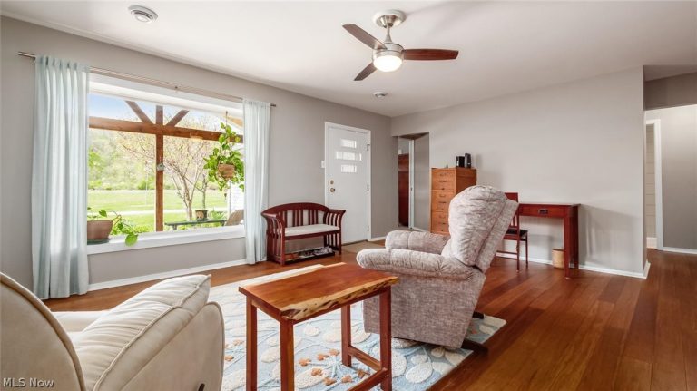 3480 Riverside Airport Drive, Zanesville, OH - Photo 8