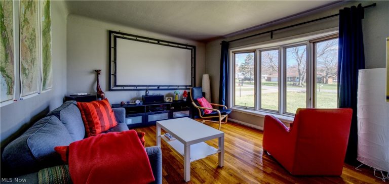 8160 Marianna Boulevard, Broadview Heights, OH - Photo 4