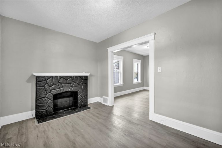 8111 Madison Avenue, Cleveland, OH - Photo 4